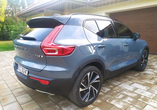 Volvo XC 40 cena 148500 przebieg: 35884, rok produkcji 2020 z Łódź małe 254